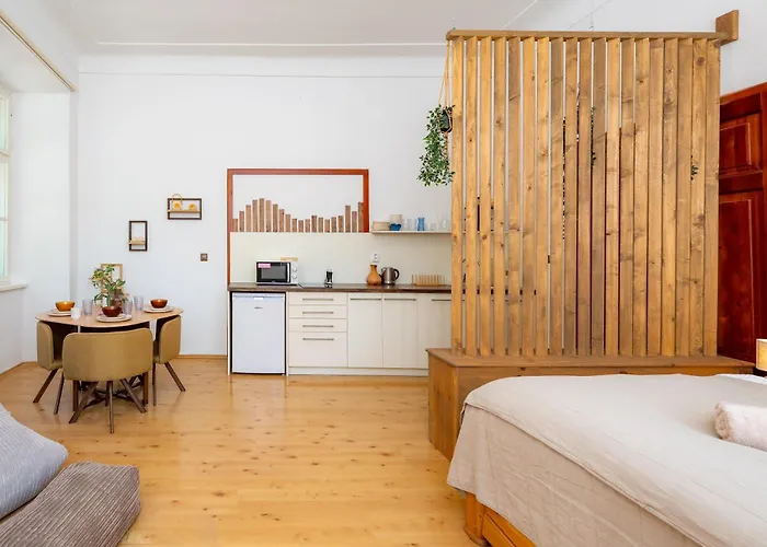 Apartment Vune Lesa *